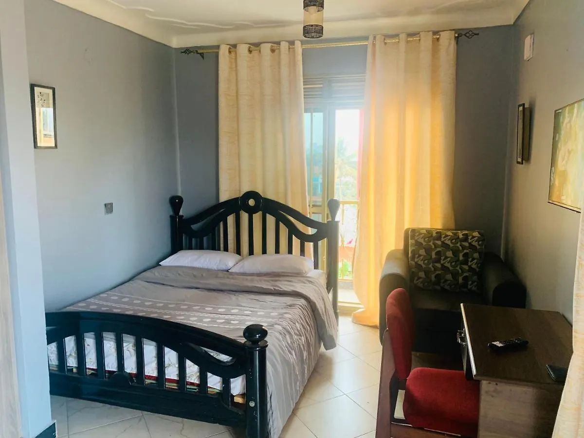 Bukoto - Kisaasi Bnb Διαμέρισμα Καμπάλα