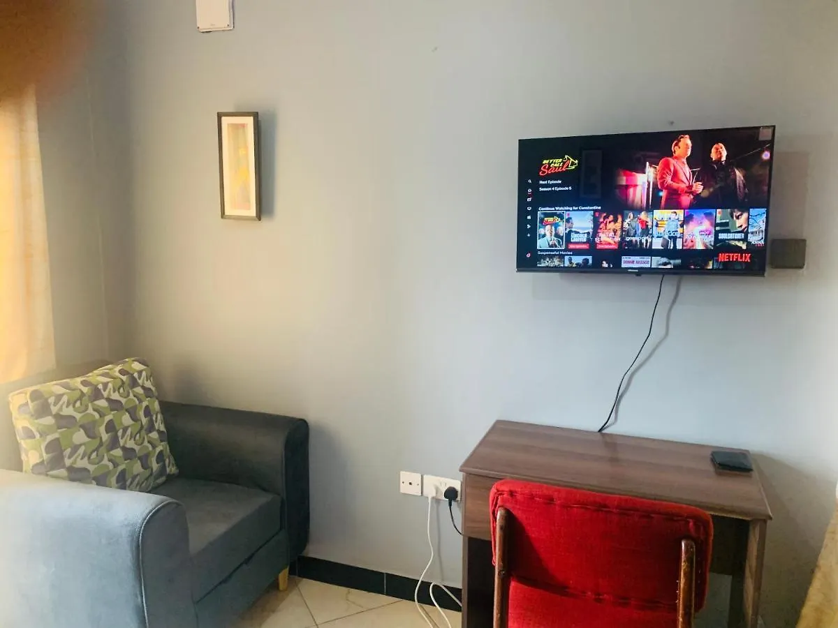 Bukoto - Kisaasi Bnb Διαμέρισμα Καμπάλα
